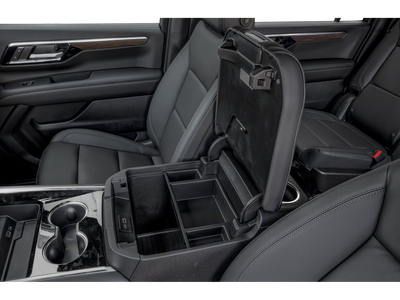2026 Chevrolet Suburban 4WD LT