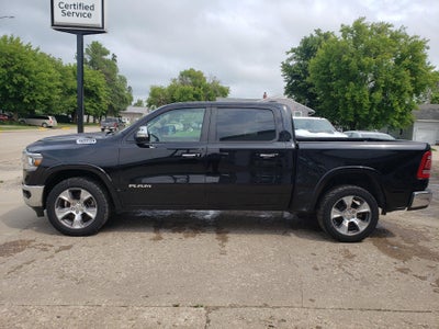 2020 RAM 1500 Laramie 4x4 Crew Cab 5'7" Box