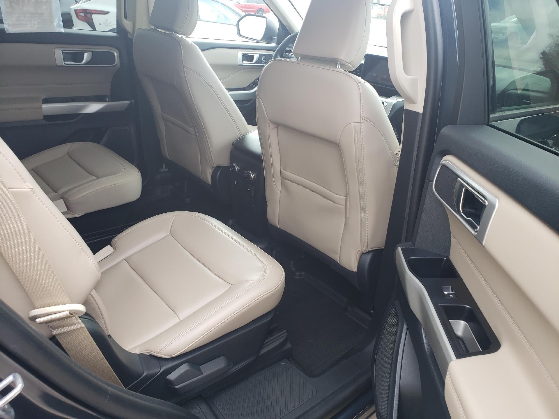 2022 Ford Explorer XLT 4WD