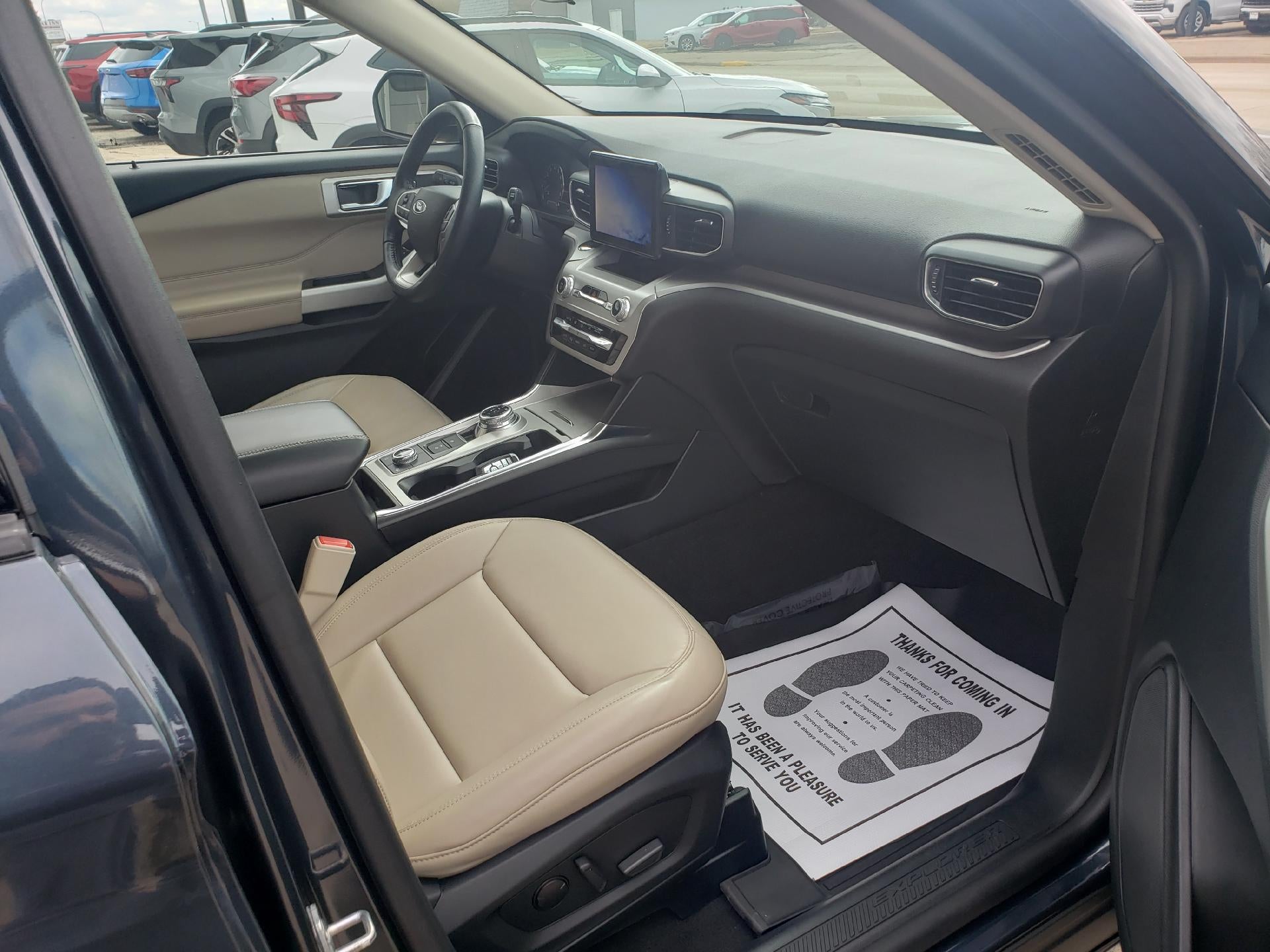 2022 Ford Explorer XLT 4WD