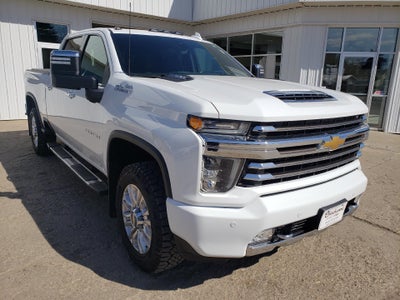 2021 Chevrolet Silverado 2500 HD Crew Cab Standard Box 4-Wheel Drive High Country