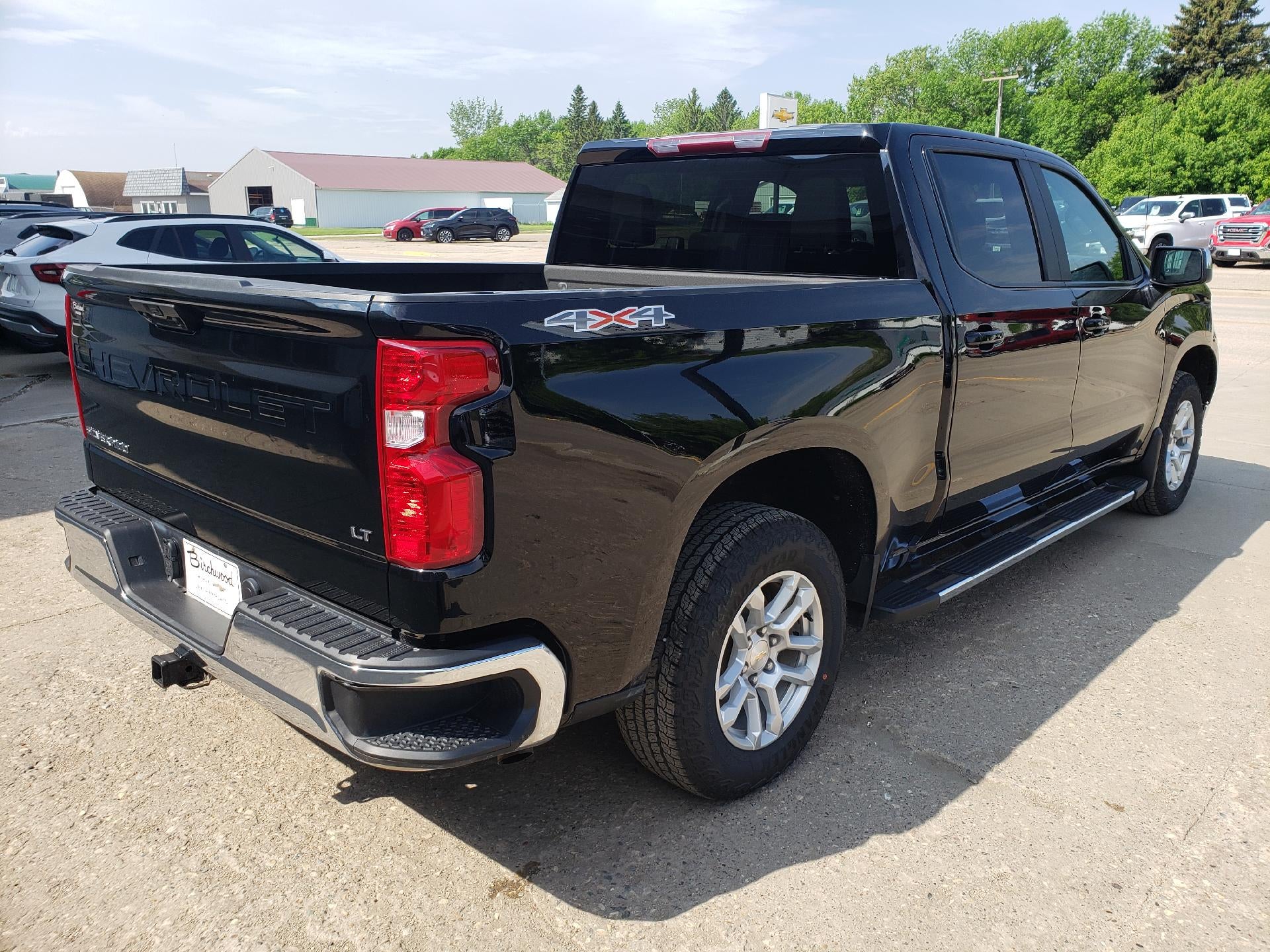 2023 Chevrolet Silverado 1500 Crew Cab Short Box 4-Wheel Drive LT 1LT