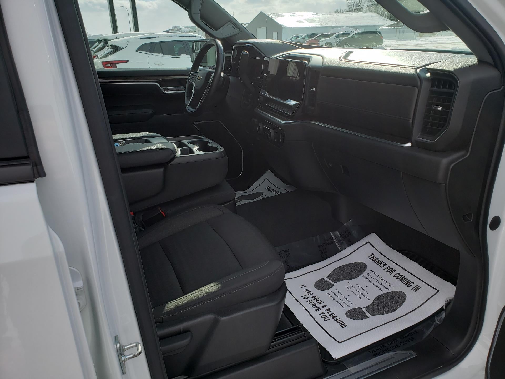 2022 Chevrolet Silverado 1500 Crew Cab Short Box 4-Wheel Drive LT 1LT