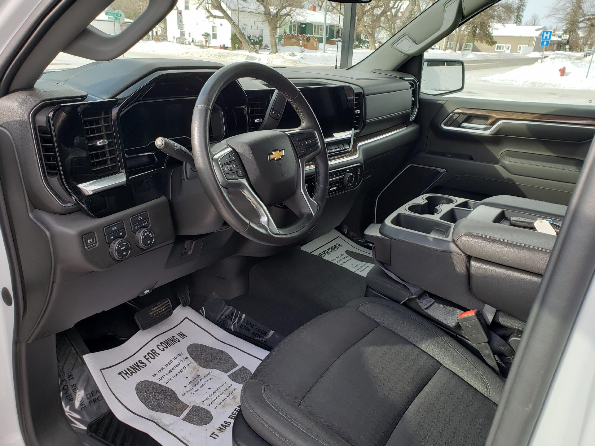 2022 Chevrolet Silverado 1500 Crew Cab Short Box 4-Wheel Drive LT 1LT