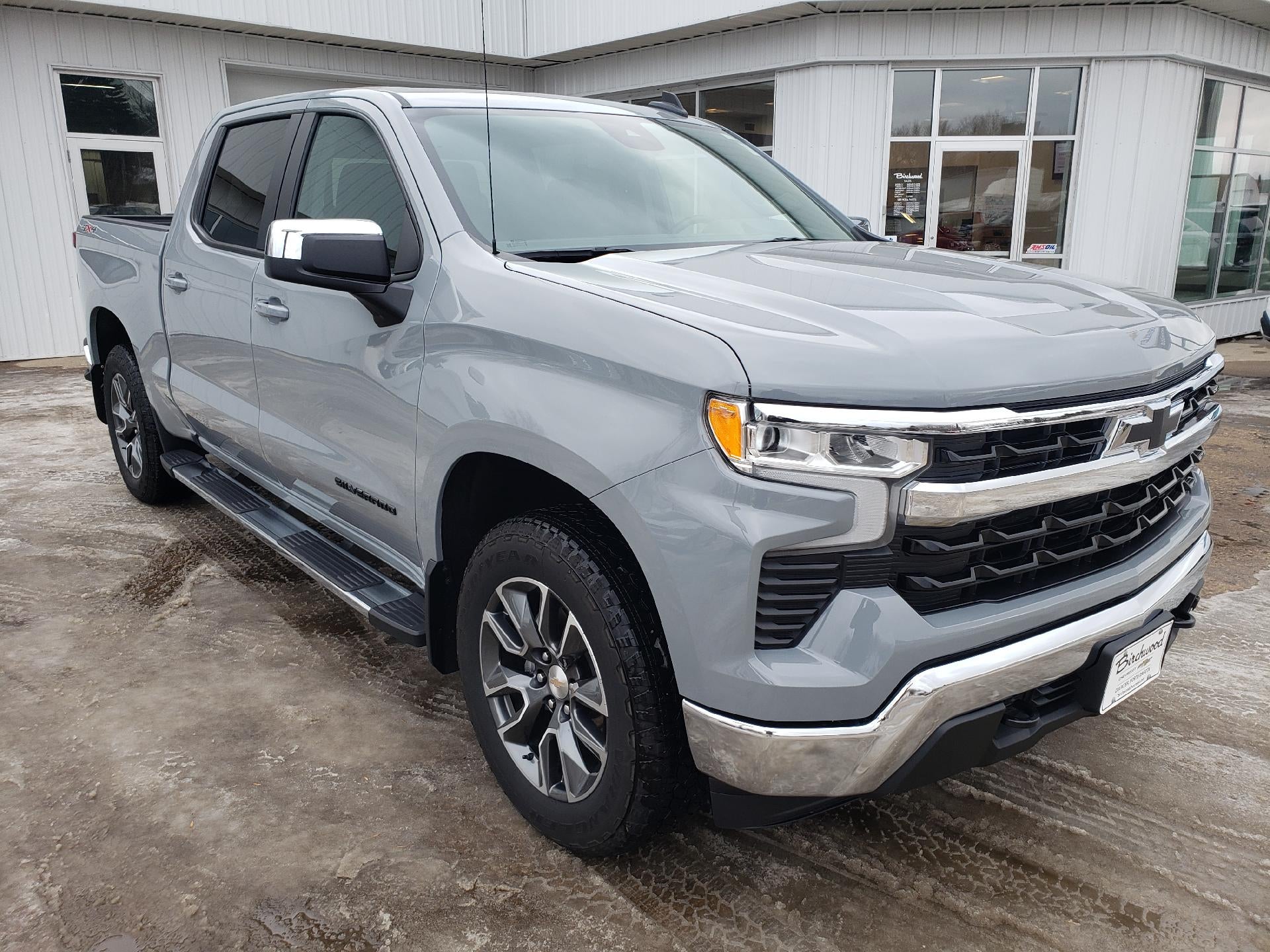 2024 Chevrolet Silverado 1500 Crew Cab Short Box 4-Wheel Drive LT 1LT