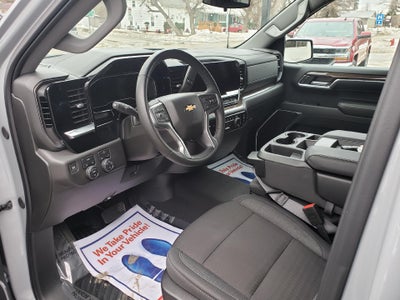 2024 Chevrolet Silverado 1500 Crew Cab Short Box 4-Wheel Drive LT 1LT