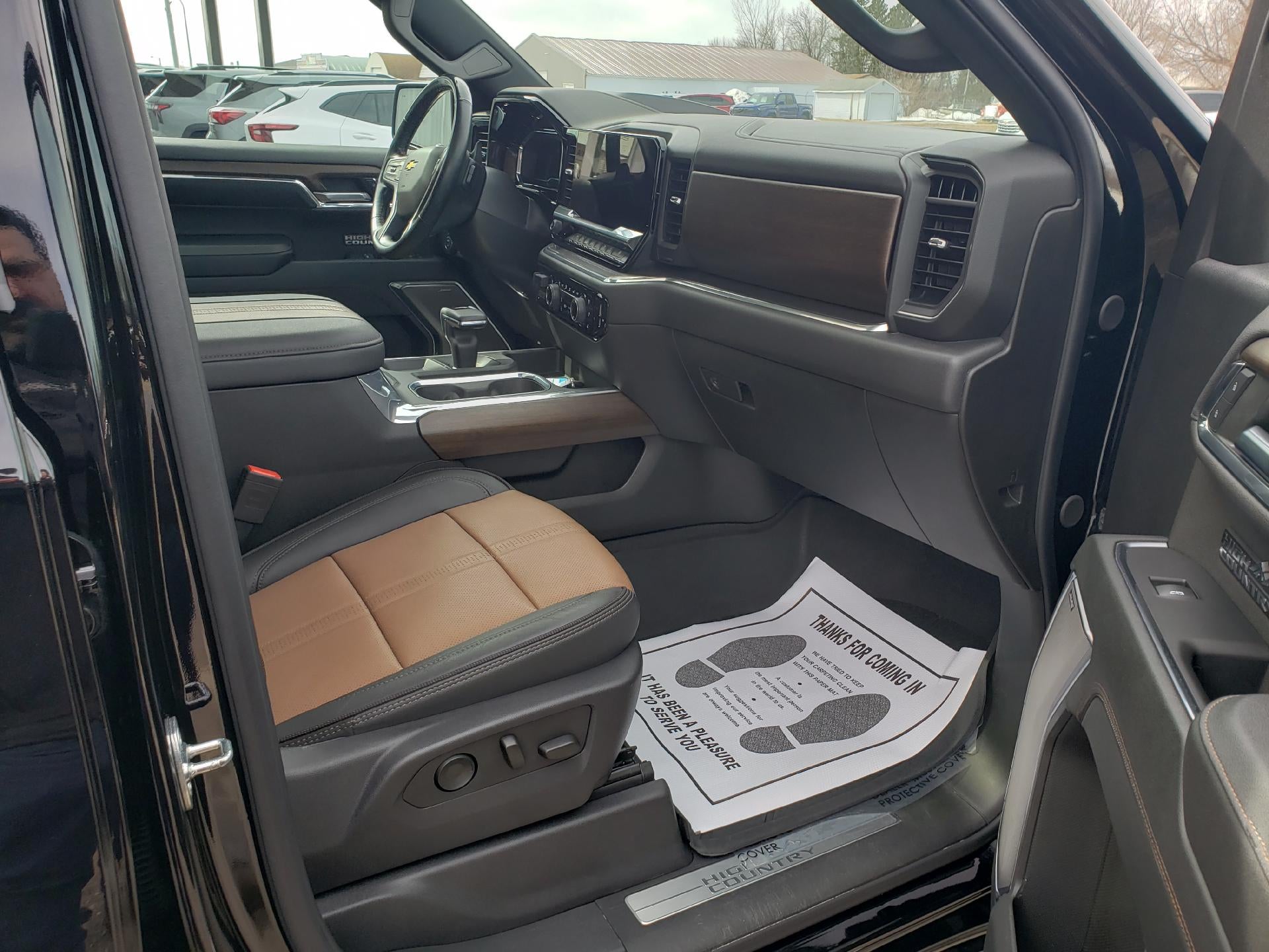 2024 Chevrolet Silverado 1500 Crew Cab Short Box 4-Wheel Drive High Country