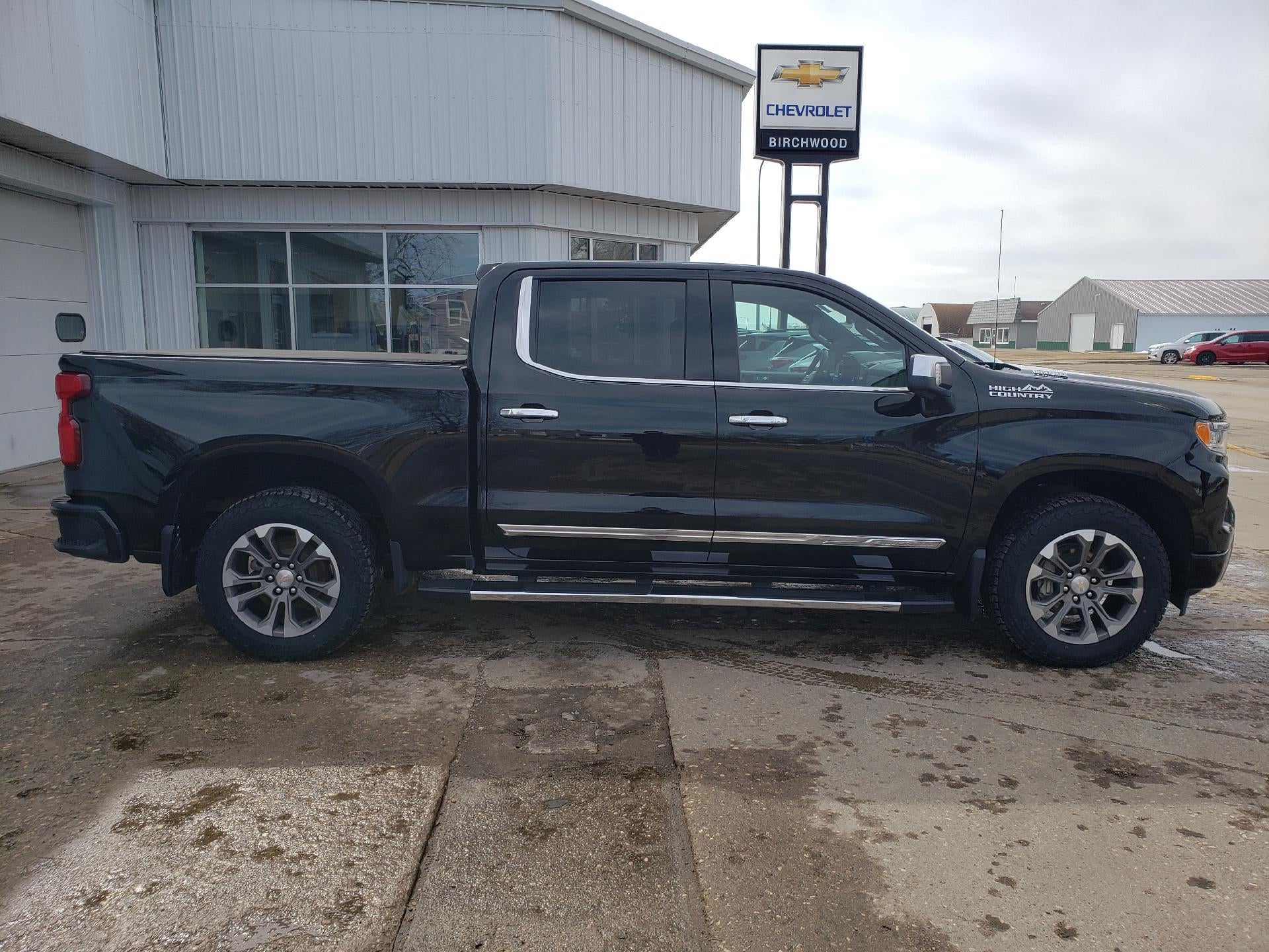 2024 Chevrolet Silverado 1500 Crew Cab Short Box 4-Wheel Drive High Country
