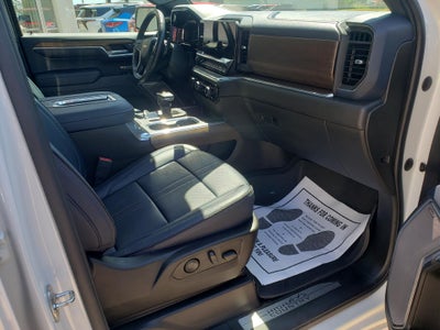 2022 Chevrolet Silverado 1500 Crew Cab Short Box 4-Wheel Drive High Country