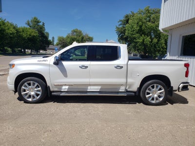 2022 Chevrolet Silverado 1500 Crew Cab Short Box 4-Wheel Drive High Country