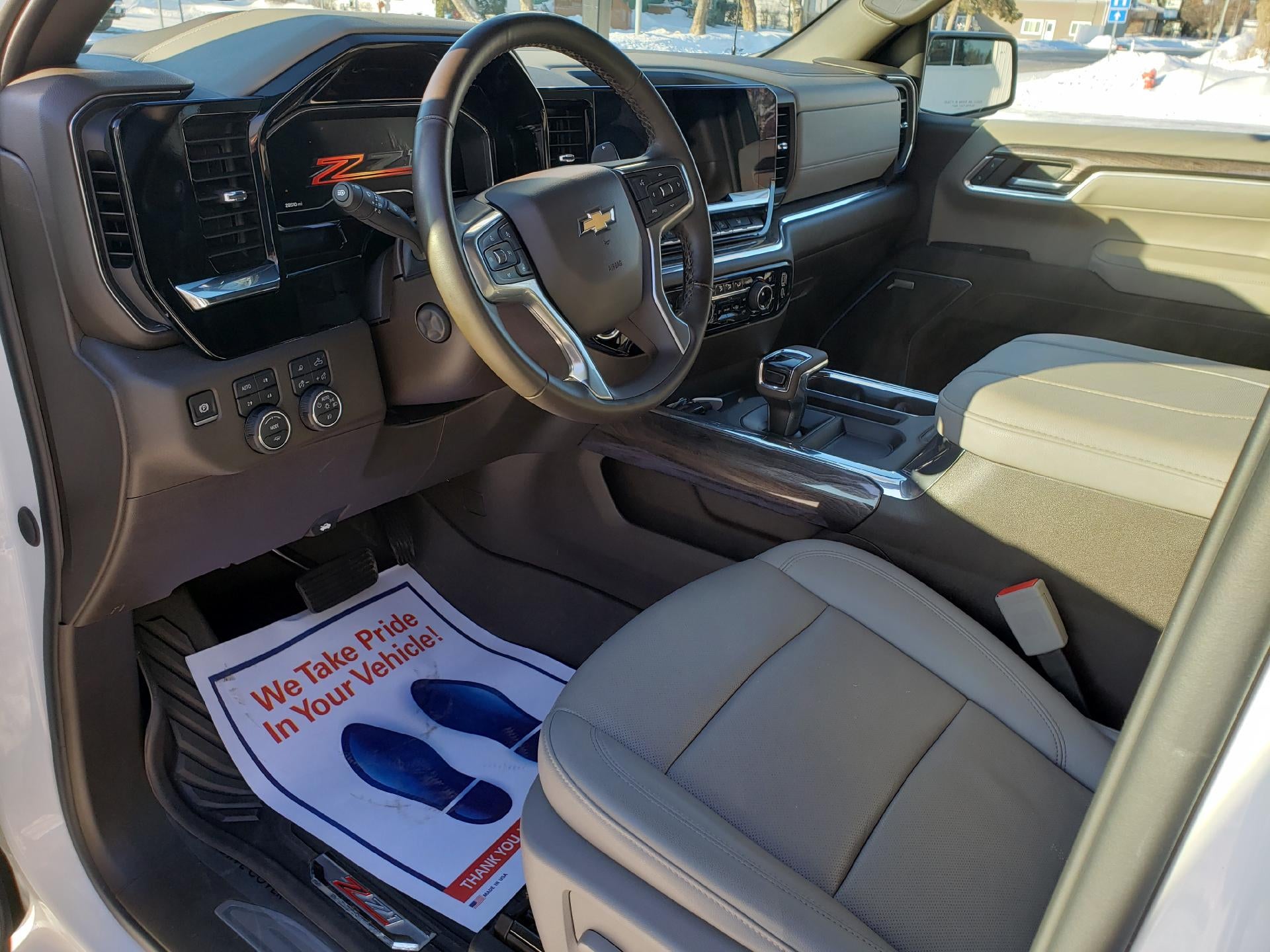 2025 Chevrolet Silverado 1500 Crew Cab Standard Box 4-Wheel Drive LTZ