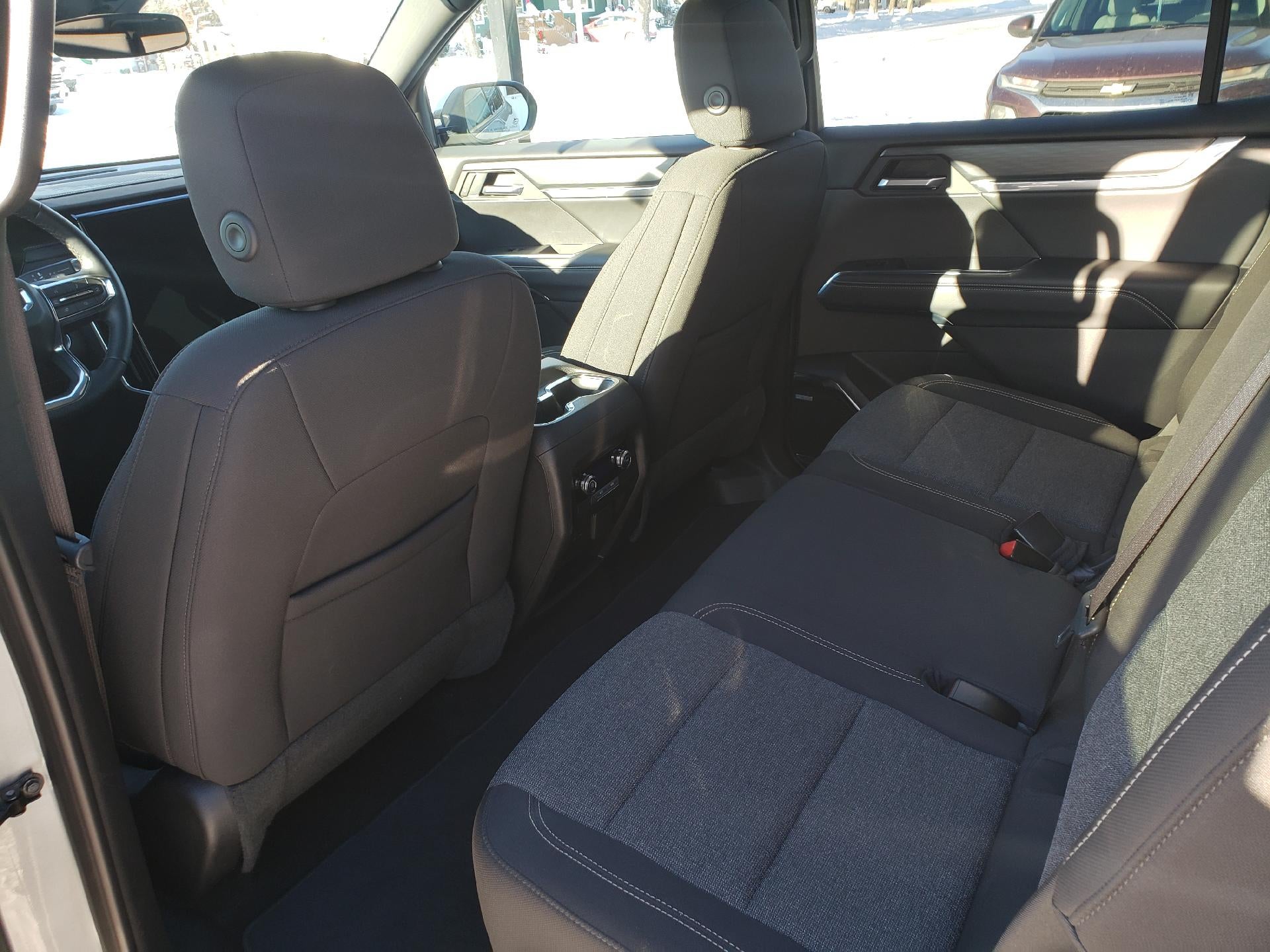 2025 GMC Acadia AWD Elevation