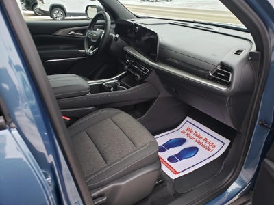 2025 Chevrolet Traverse LT w/2LT