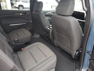 2025 Chevrolet Traverse LT w/2LT