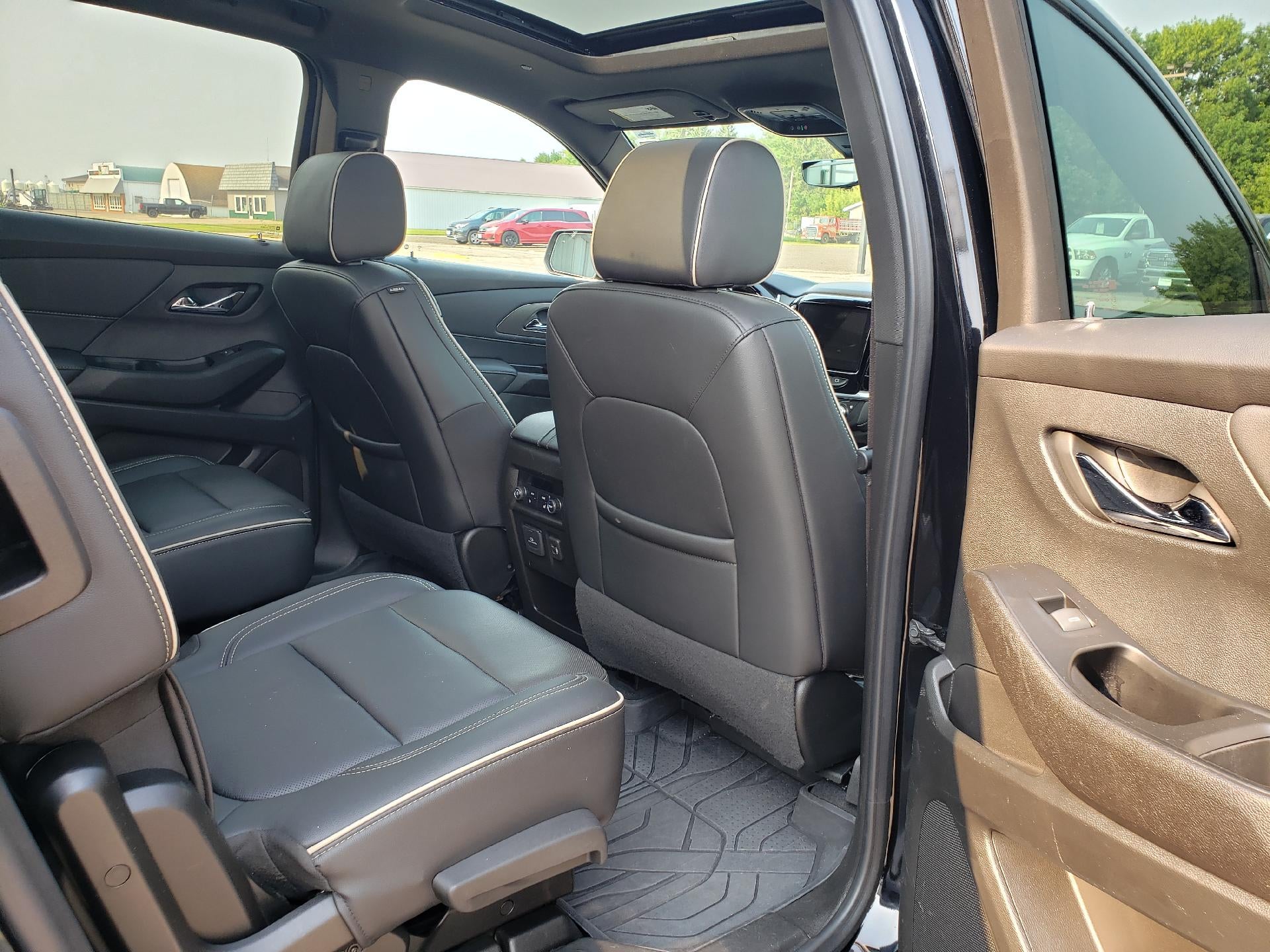2023 Chevrolet Traverse AWD 1LZ