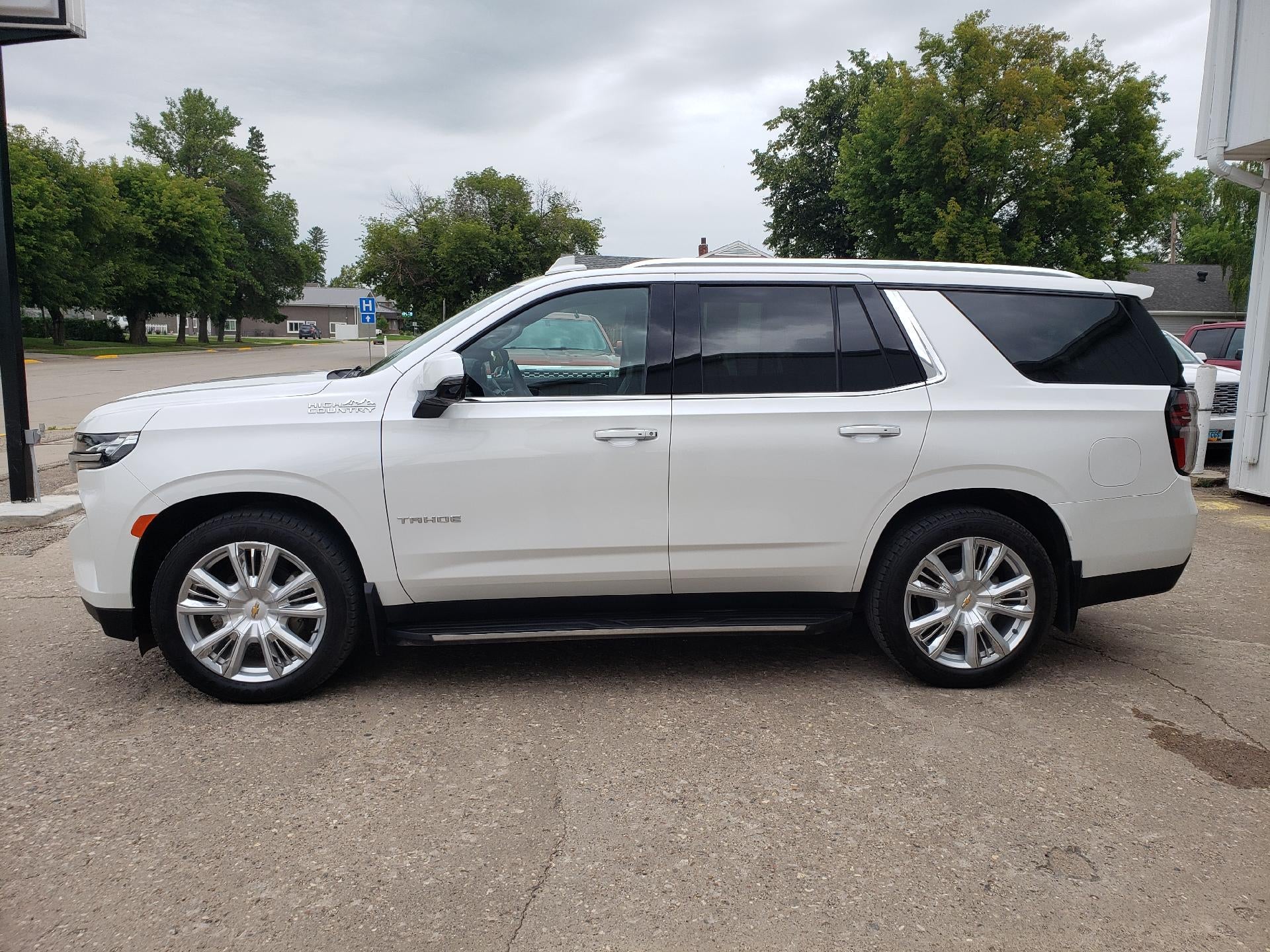 2021 Chevrolet Tahoe 4WD High Country