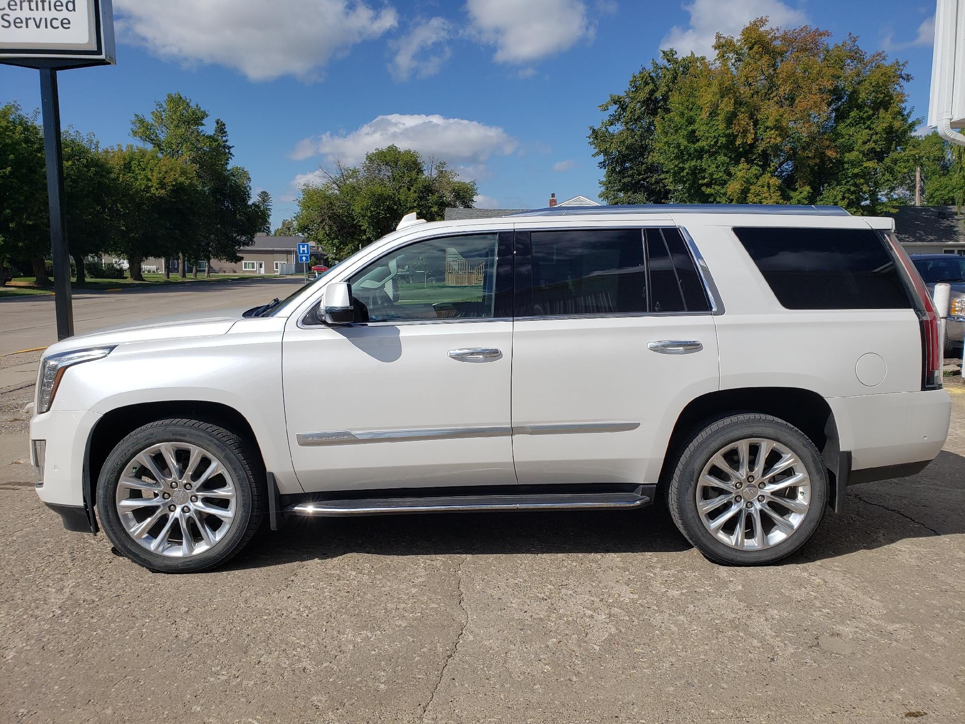 2020 Cadillac Escalade 4WD Luxury