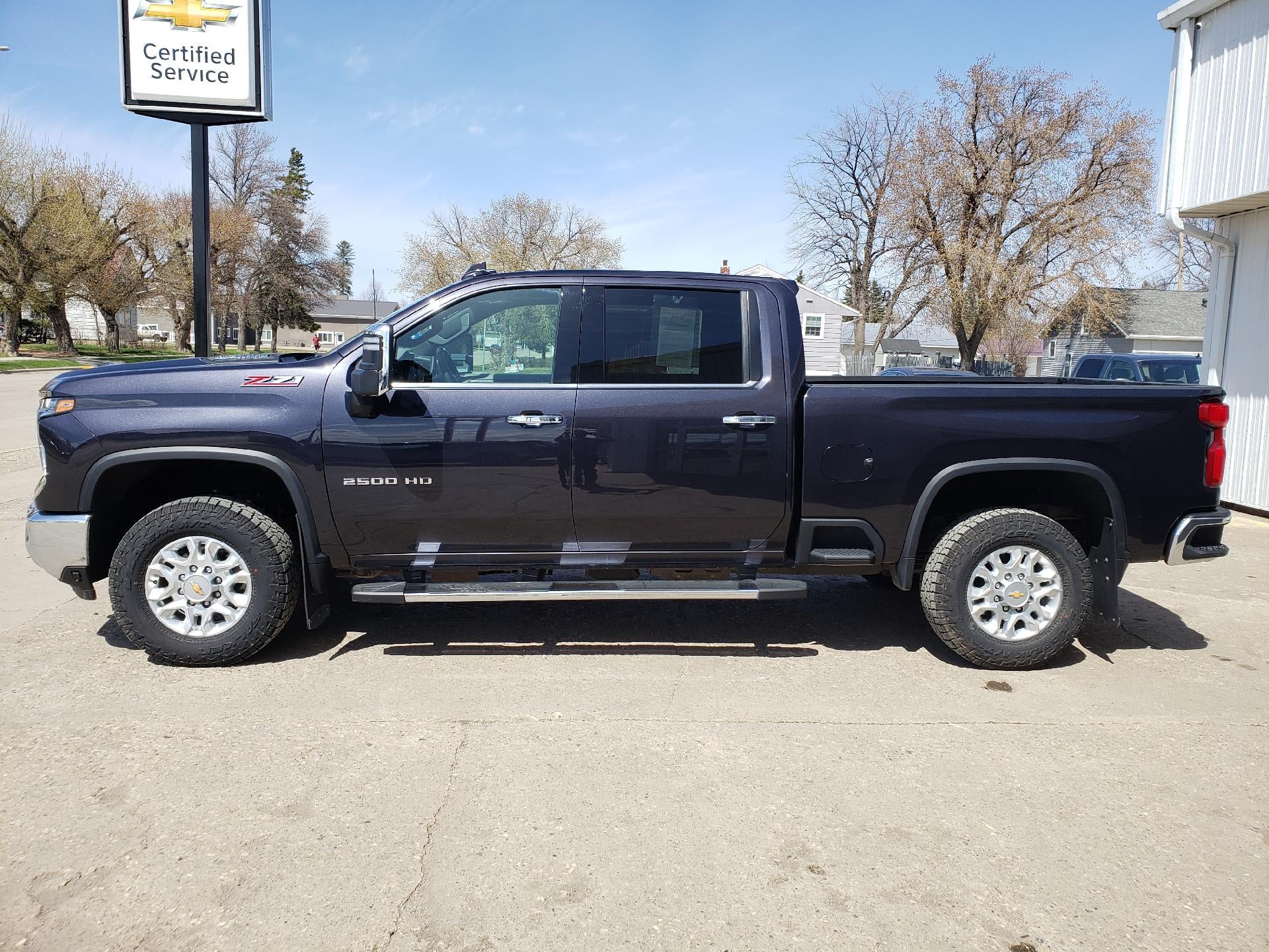 2024 Chevrolet Silverado 2500 HD Crew Cab Standard Box 4-Wheel Drive LTZ