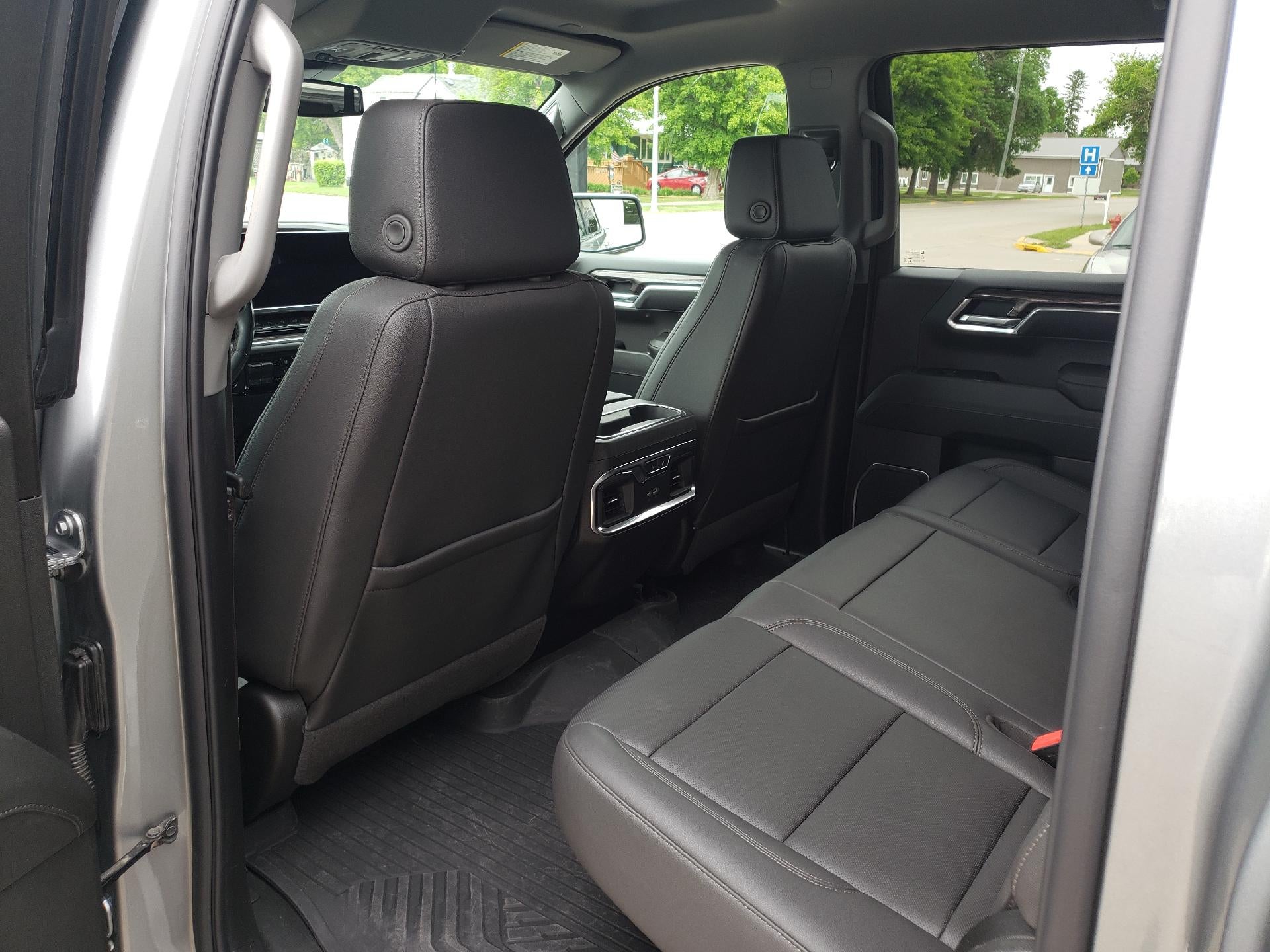 2025 Chevrolet Silverado 1500 Crew Cab Short Box 4-Wheel Drive LTZ