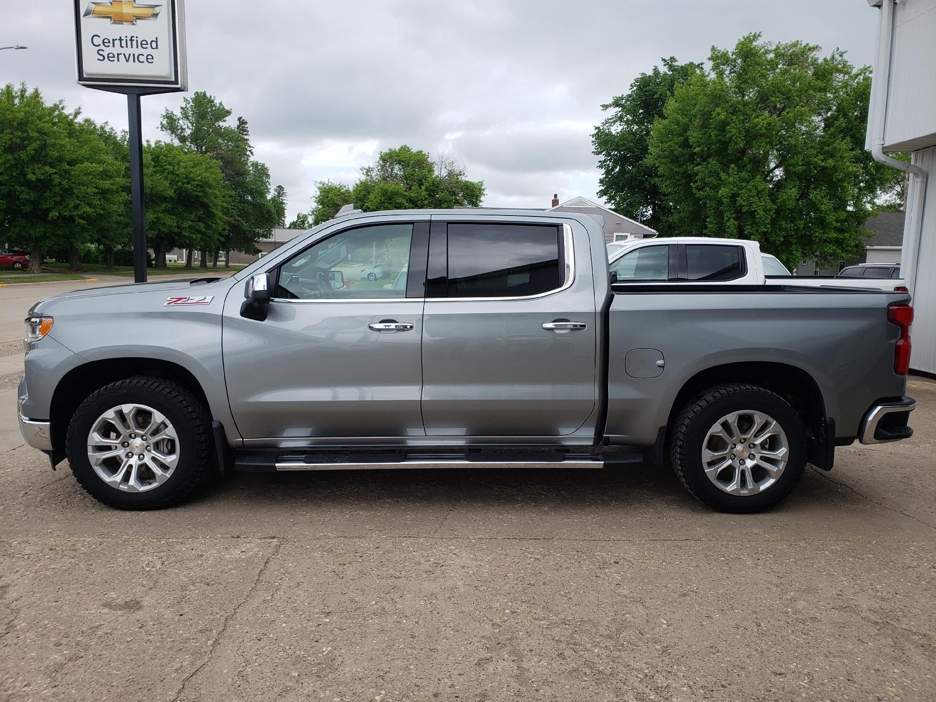 2025 Chevrolet Silverado 1500 Crew Cab Short Box 4-Wheel Drive LTZ