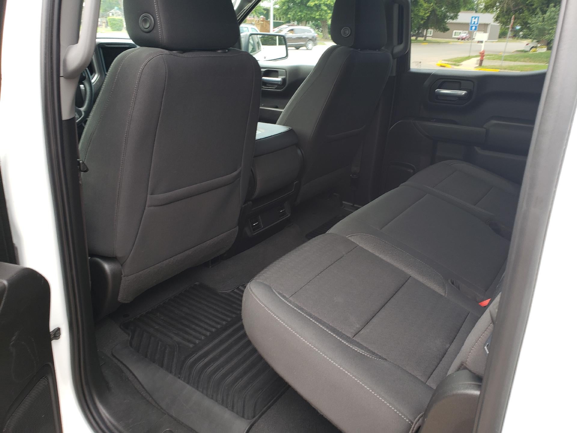 2022 Chevrolet Silverado 1500 Crew Cab Short Box 4-Wheel Drive Custom