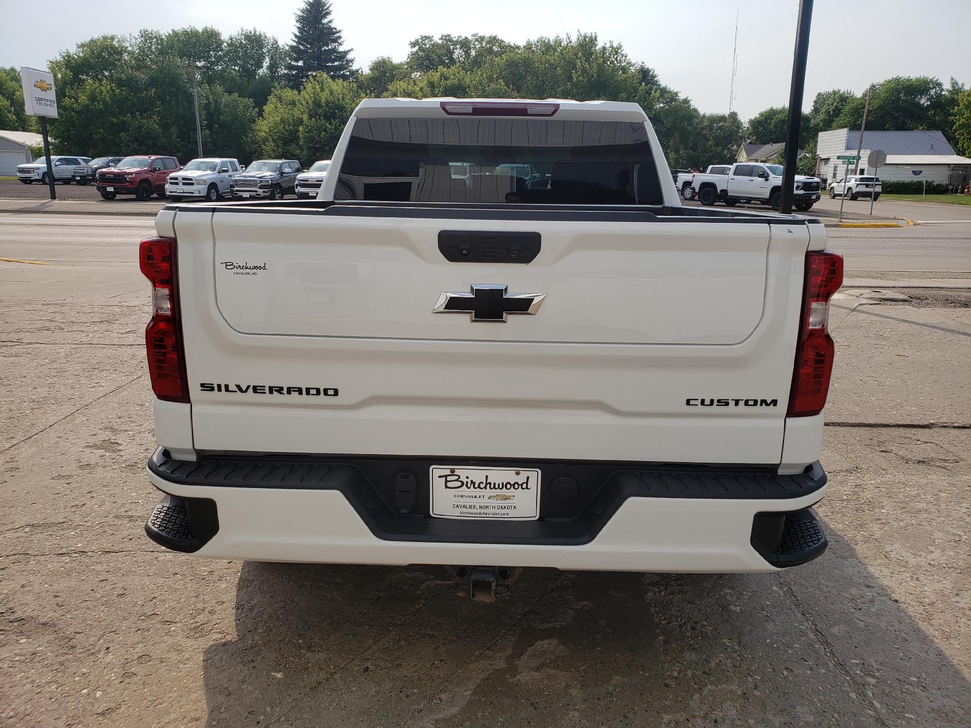 2022 Chevrolet Silverado 1500 Crew Cab Short Box 4-Wheel Drive Custom