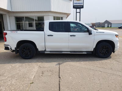 2022 Chevrolet Silverado 1500 Crew Cab Short Box 4-Wheel Drive Custom