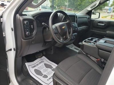 2022 Chevrolet Silverado 1500 Crew Cab Short Box 4-Wheel Drive Custom