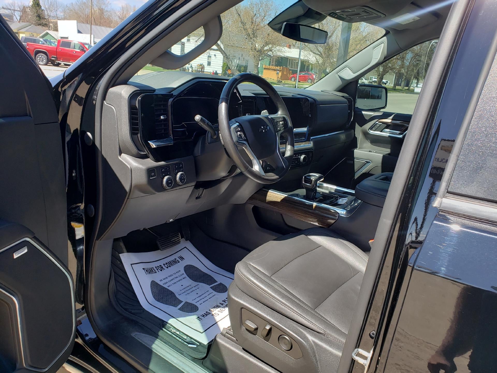2022 Chevrolet Silverado 1500 Crew Cab Short Box 4-Wheel Drive RST