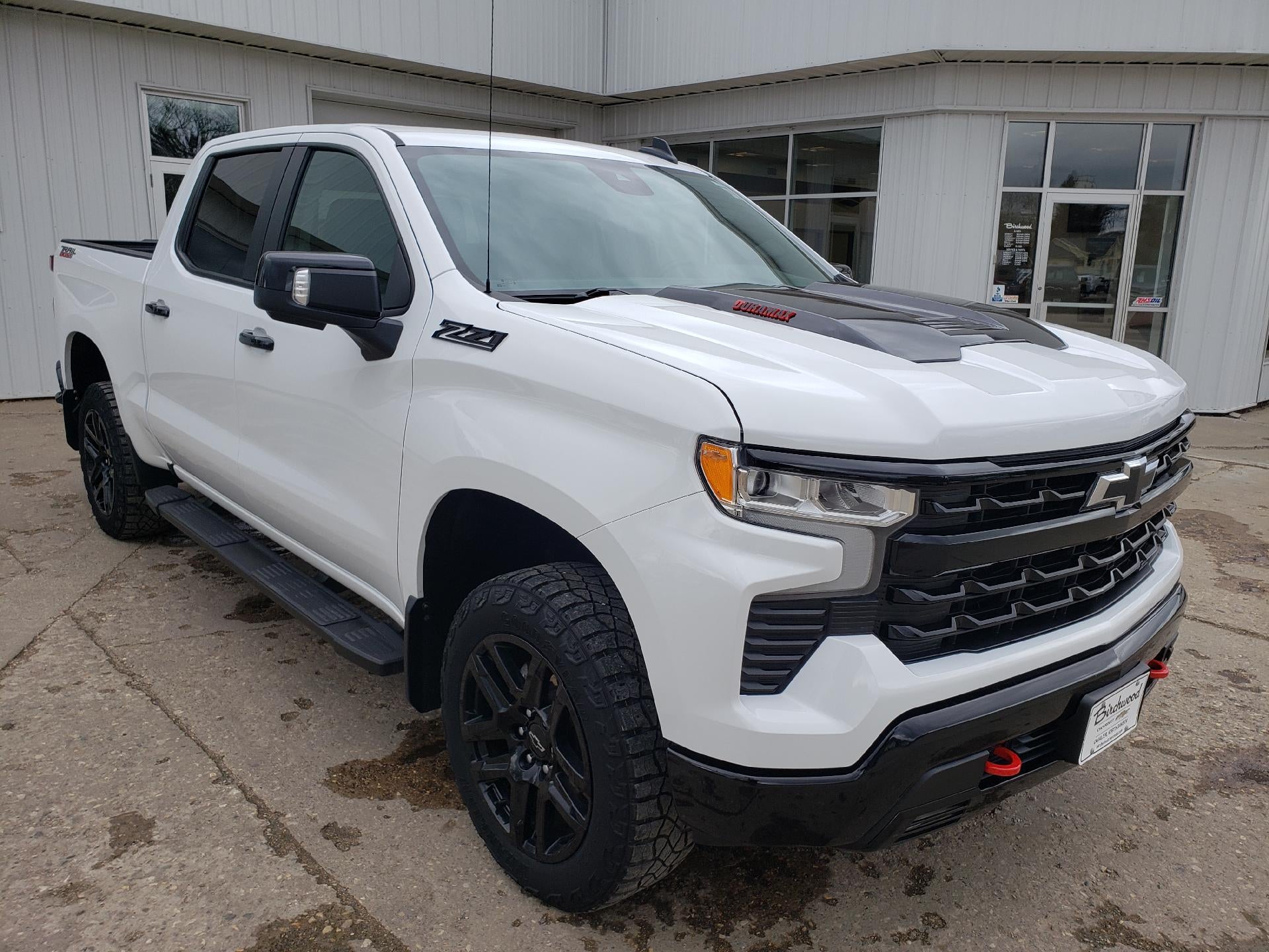 2023 Chevrolet Silverado 1500 Crew Cab Short Box 4-Wheel Drive LT Trail Boss