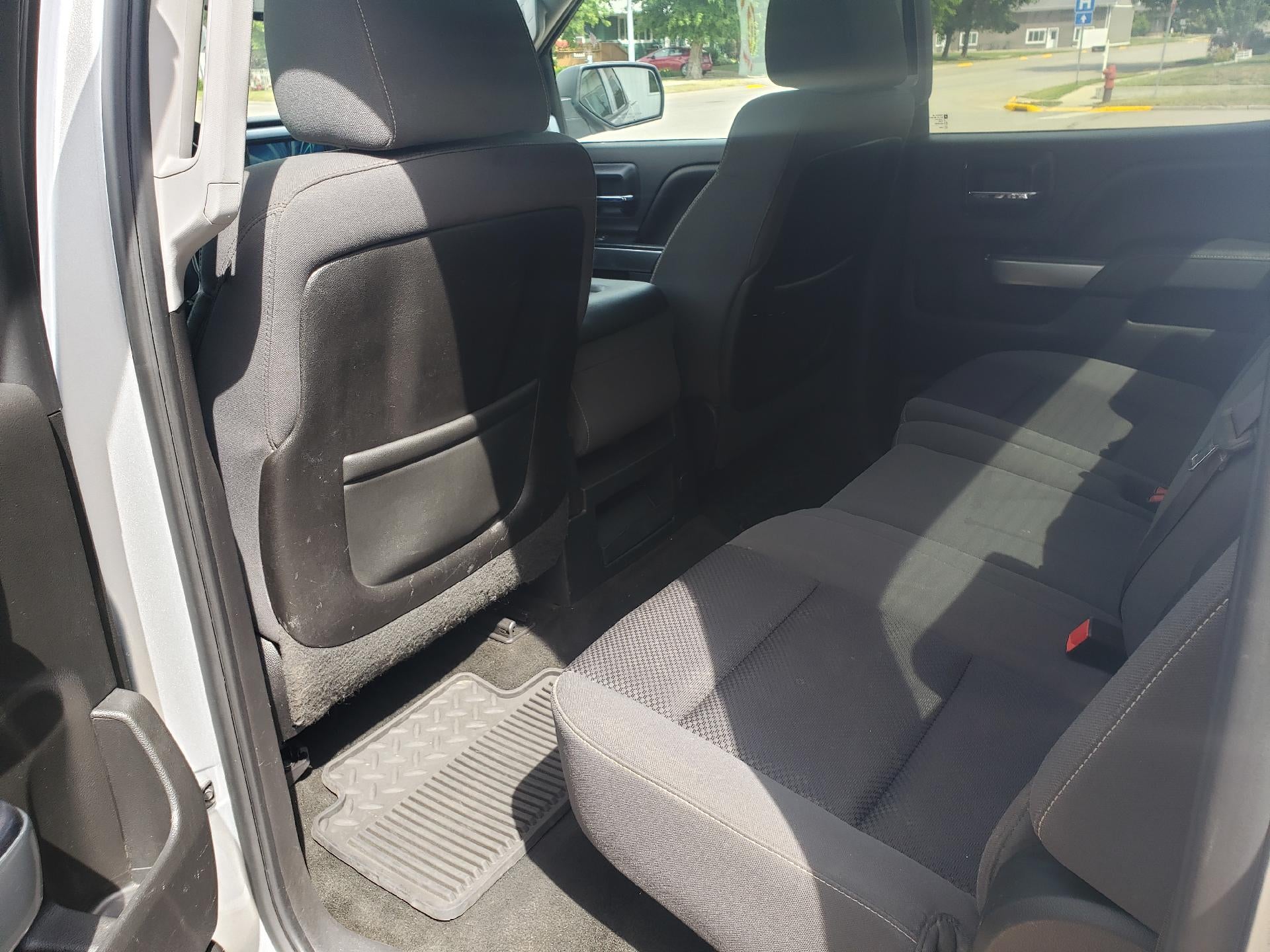 2014 Chevrolet Silverado 1500 Crew Cab Short Box 4-Wheel Drive LT w/1LT