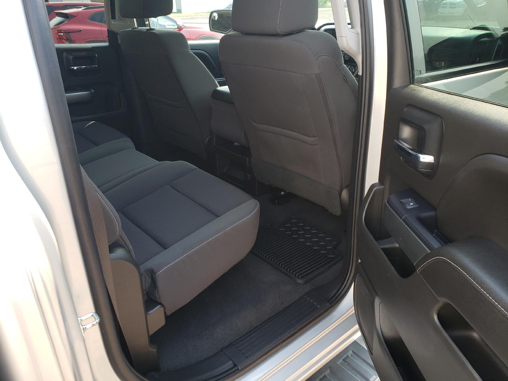 2018 Chevrolet Silverado 1500 Crew Cab Short Box 4-Wheel Drive LT