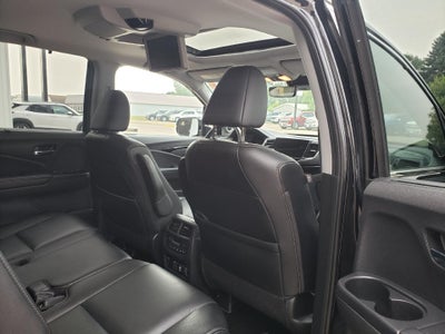 2020 Honda Pilot Touring 8-Passenger AWD