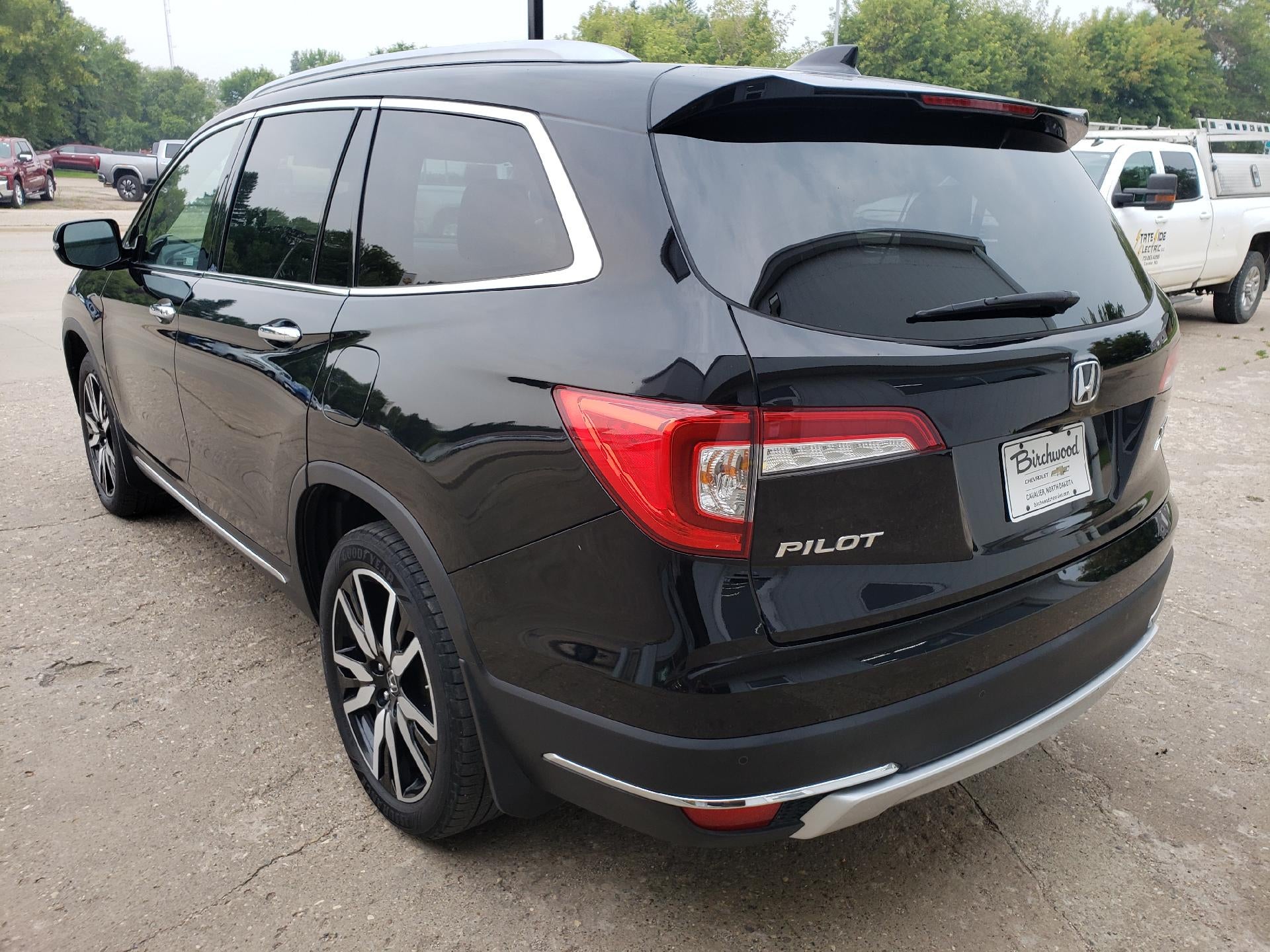 2020 Honda Pilot Touring 8-Passenger AWD