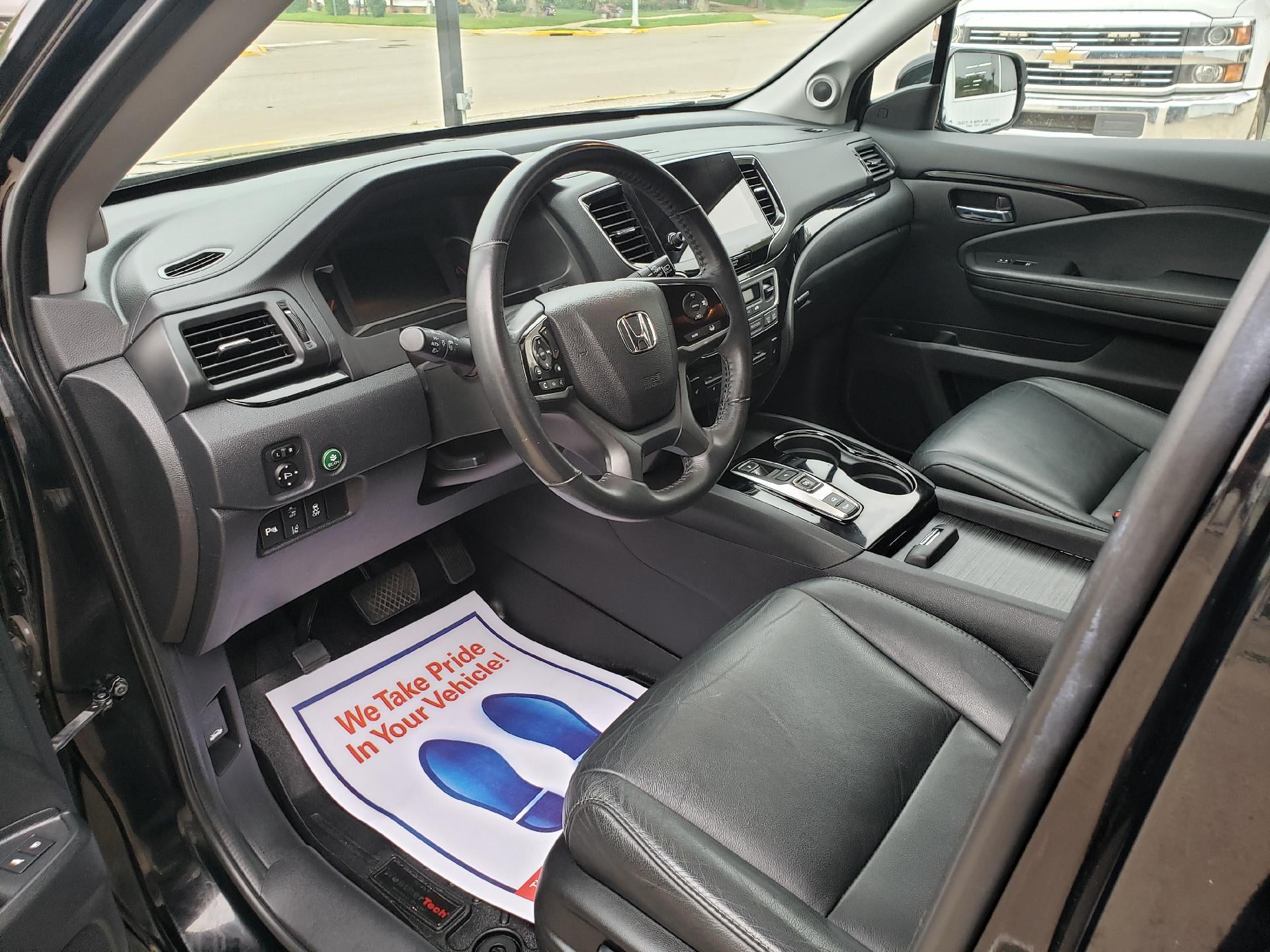 2020 Honda Pilot Touring 8-Passenger AWD